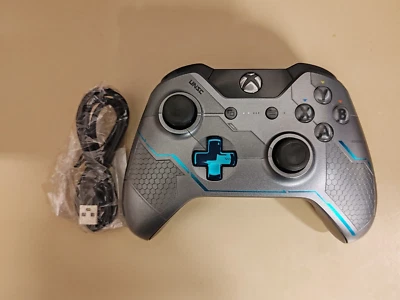 Controller Xbox One Joystick Originale Edizione Speciale Halo 5 Con Cavo - Immagine 1 di 4