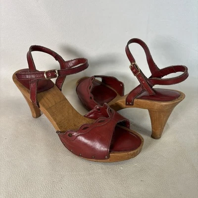 Vtg 70's bare traps Red Leather Wood Platform Strappy 3.5" inch Heels Sz 7.5 - Image 1 of 4