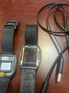 2 Pebble Time Smart Watch and power cord - Bild 1 von 4