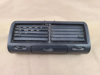 1988 - 1991 OEM Honda EF Civic SI DX Hatchback painel central ventilação dupla - Imagem 1 de 4