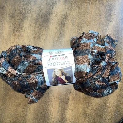 Fitas de mármore Red Heart Boutique  - Imagem 1 de 4