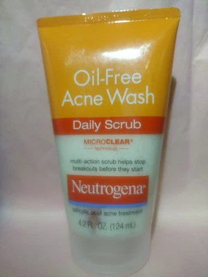 Neutrogena Oil-Free Acne Wash Daily Scrub ,4.2 FL OZ  Ex 04/2026 - Image 1 of 2