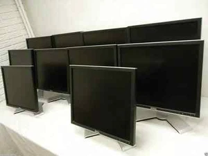 LOT-20 Dell 17" UltraSharp Monitor 4-Port USB DVI VGA FP816 CC280 1707FP 1708FP - Picture 1 of 10