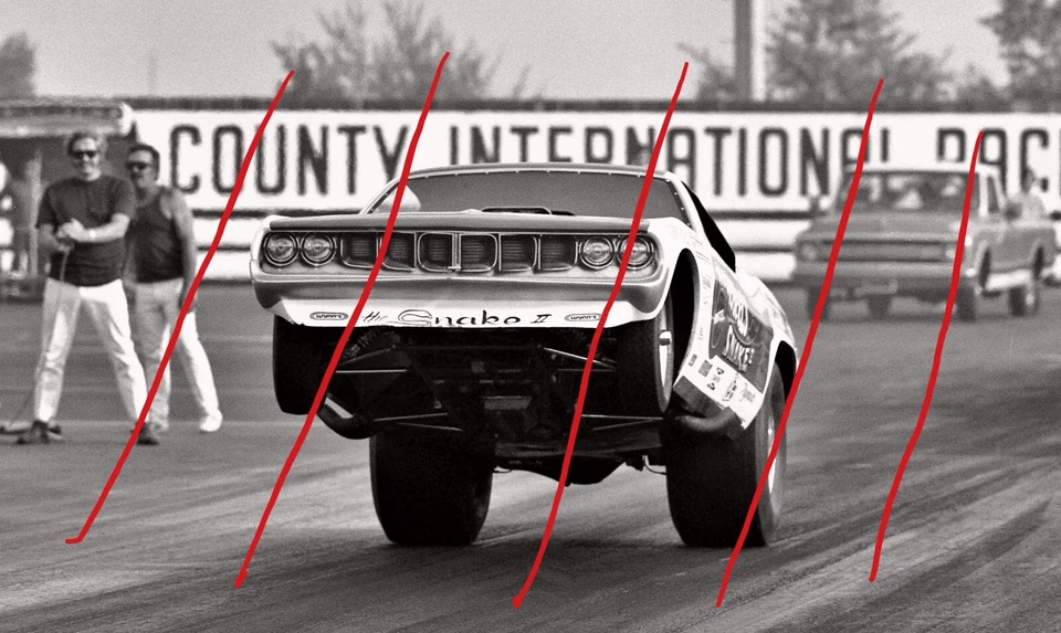 Foto en blanco y negro "Snake II" Plymouth Cuda de Don Prudhomme 12 x 18 Foto 1 de 1