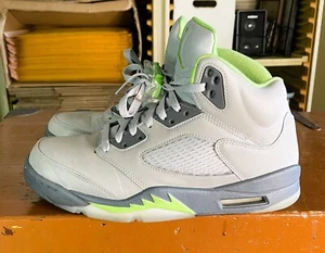 NIKE Men's Size 10 Air Jordan 5 Retro Metallic Green Bean Shoes DM9014-003 - Picture 1 of 10