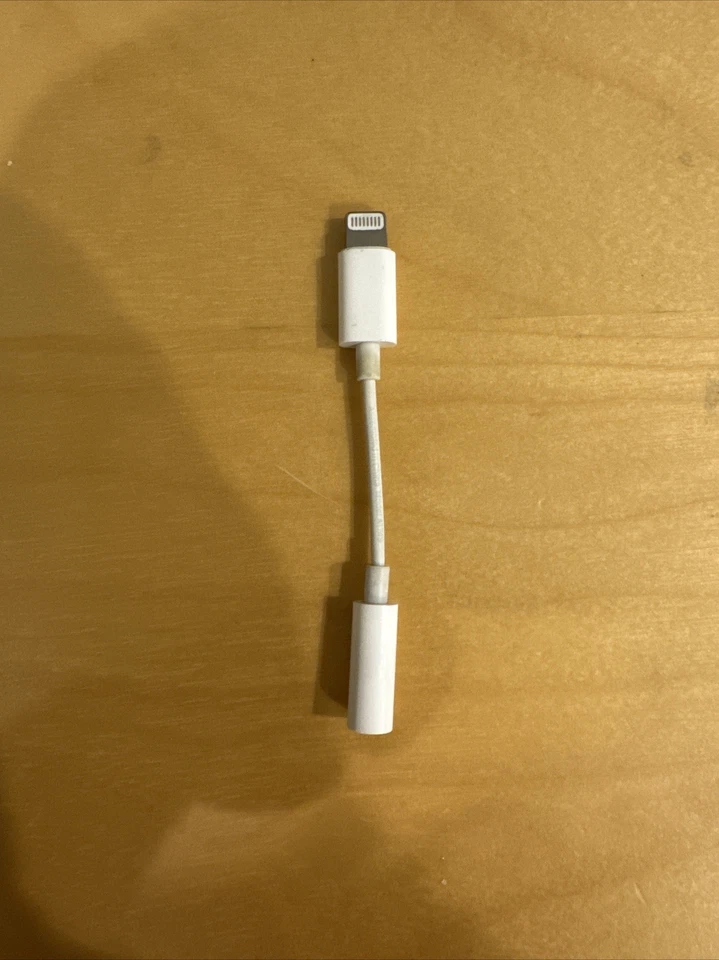 OEM Apple Lightning to Headphone Jack AUX Adapter For iPhone X 11 12 13 14 - Image 1 of 1