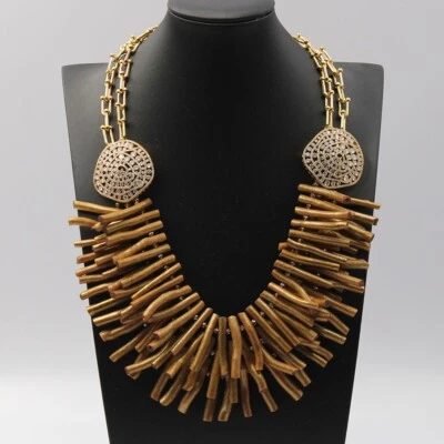 Collar de cadena de moda enchapado en oro coral amarillo de 3 hilos conector pavé de circonita cúbica Foto 1 de 4