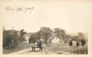 Searsmont ME Dirt Street Horse & Wagon Houses Real Photo Postcard - Picture 1 of 2