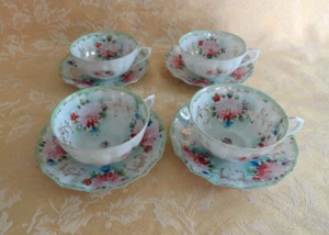 4 Sets Antique Japanese Thin Porcelain Cups & Saucers Floral W/ Gold Gilt - Picture 1 of 9