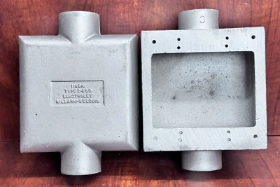 2 x Killark Electrolet 2FSC-3, 1" Hub, Shallow Cast Device Box Aluminum 2-Gang