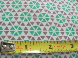 Vintage authentic original full size triangle design quiltweight cotton feedsack - Picture 1 of 2
