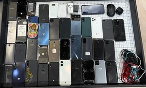 LOT 44 OF  Cloud, SKY , Cricket & More see pics for salvage parts or repair - Picture 1 of 6