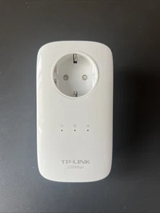 TP-Link AV 1300 - TL-PA8030p - Gigabit Powerline Adapter - mit Steckdose - - Bild 1 von 2