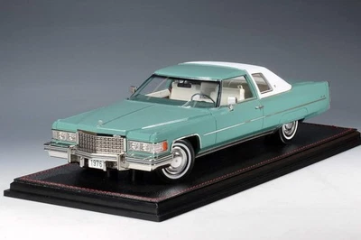 Stamp Model 1976 Cadillac Coupe DeVille Dunbarton Green 1:18 STM1976603 - Image 1 of 2