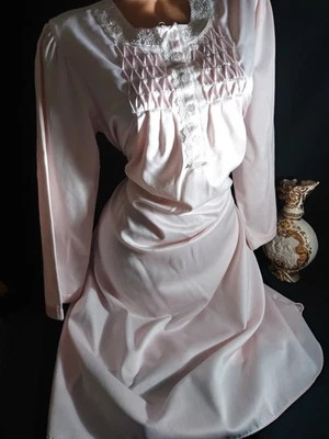 De Colección Satén Mudo Brillante Rosa Camisón Rosa Satinado Camisón Negligee con Smocking Foto 1 de 4