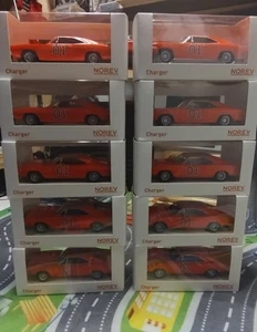 Dodge Charger - Generale Lee -The Dukes of Hazzard -Norev 1:43 NUOVA - Foto 1 di 12