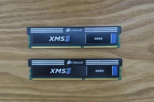 12GB DDR3 Desktop Memory Kit 4GBx2 + 2GBx2 Modules Corsair Samsung Tested - Picture 1 of 6