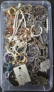 Joyero misterioso de 10 libras todo roto o desajustado de colección a moderno tono dorado - Imagen 1 de 10