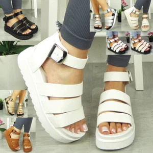 Sandalen Damen flache Form Schnalle Riemchen Plateau Sommer bequeme Damenschuhe Größen - Bild 1 von 102