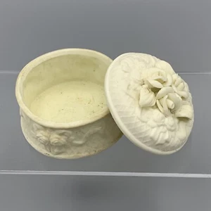 Vtg Bisque Porcelain 3D Roses Trinket Box Pill Box Glam Vanity Jewelry Holder - Picture 1 of 10