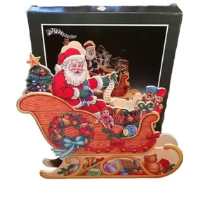 Vintage hölzerner Weihnachtsmann auf Schlitten animiertes Aufzieh-3-D-Musical - Bild 1 von 13