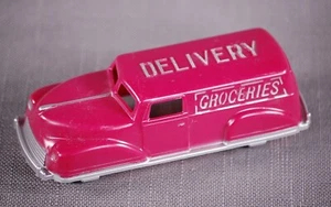 RENWAL Red Plastic GROCERIES DELIVERY VAN w/ Silver Highlights, Very Fine, 1950s - Picture 1 of 5