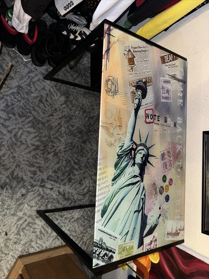 Statue Of Liberty Glass Desk - Image 1 of 3
