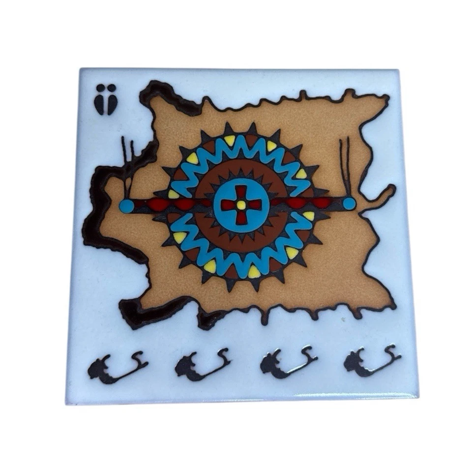 ЮГО-ЗАПАДНАЯ КЕРАМИЧЕСКАЯ ПЛИТКА ИЗ КОЖИ БУЙВОЛА ПОКАЗЫВАЕТ ХУДОЖЕСТВЕННЫЙ МОТИВ 6 ДЮЙМОВ КВ. ВИНТАЖНЫЙ  - Изображение 1 из 4