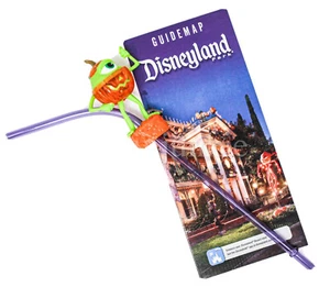 Botella de calabaza Mike Wazowski de los parques de Disney ilumina monstruos Inc Halloween - Imagen 1 de 6