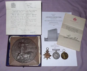 1914-15 STAR TRIO & PLAQUE TO 5th WILTSHIRE REGT - Died Wounds on Hospital Ship - Picture 1 of 13