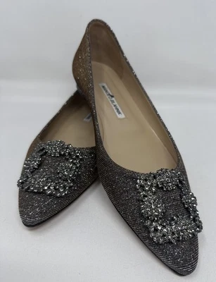 MANOLO BLAHNIK Metálico Brillante Joya Punta Punta Plana Talla 39 EE. UU. 9 Foto 1 de 4