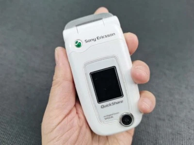 Sony Ericsson Z520 Z520i Unlocked GSM 2G 1.8" Clamshell phone Fully Working - Image 1 of 4