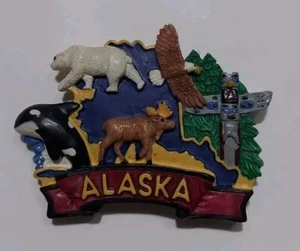 Alaska Wildlife 3D Souvenir Fridge Magnet - Picture 1 of 8