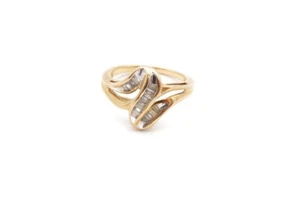 10k Yellow Gold Diamond Ring Size 6.75 D5 - Picture 1 of 13