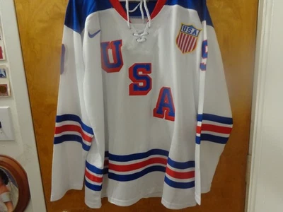 Camiseta deportiva Philadelphia Flyers/Team USA #9 Trevor Zegras Foto 1 de 4