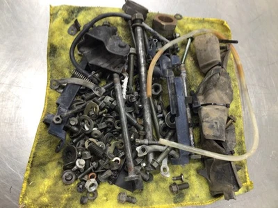 Yamaha Raptor 660R YFM660R 2002 varios pernos accesorios Foto 1 de 3