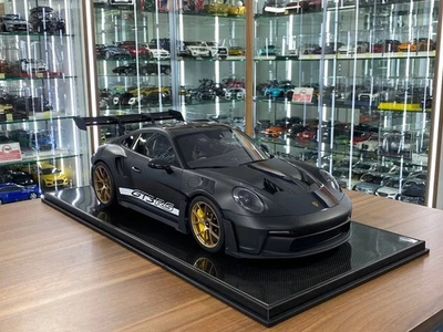 Porsche 911 GT3 RS 992.1 Dino Models Matt Black Gold Rim Ltd. 20 pcs [1/8 Resin] - Image 1 of 4