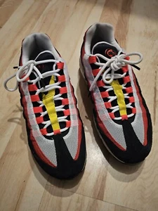 Nike Air Max 95 Essential Bright Crimson Size 7.5 - Picture 1 of 5