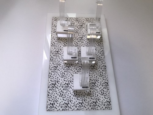 • Display orologio Kenzo