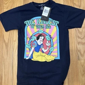 Walt Disney SNOW WHITE and the Seven Dwarfs T-Shirt Mens SMALL NEW Princess - Picture 1 of 2
