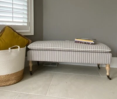 Banco otomano SEAT4U listra de linho estofado Rossini - CINZA - Imagem 1 de 4