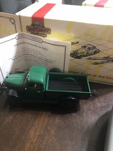Matchbox YTC02-M 1:43 Green 1946 Dodge Power Wagon WDX Pickup Truck - Picture 1 of 7