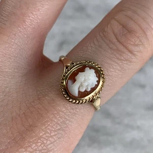 Vintage Cameo Ring 9ct 375 Yellow Gold - Size P 1/2 - Picture 1 of 9