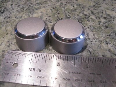 2004-2007 Toyota Solara Radio Stereo KNOBS OEM Measure 1 1/8" across Foto 1 de 2