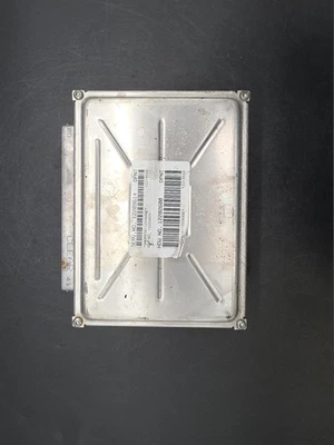 2001-2004 Oldsmobile Alero Engine Control Unit ECU 12209614 Module 215-6C2 Foto 1 de 4