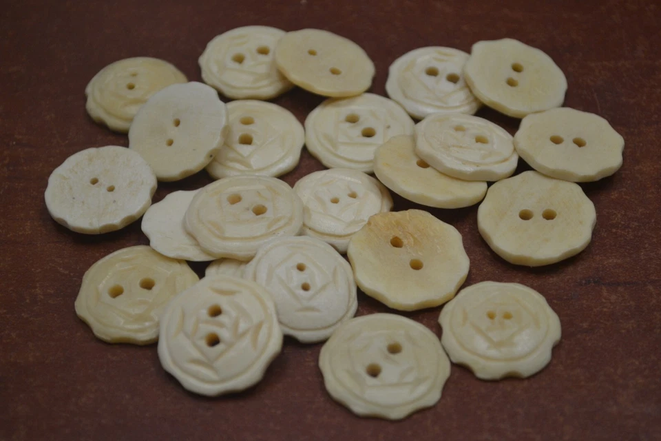 50 PCS STRIPE BROWN ROUND BUFFALO BONE SEWING BUTTONS 7/8" #T-414B - Image 1 of 1