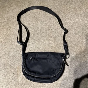 lululemon all night festival bag 5l black/gold euc - Bild 1 von 7