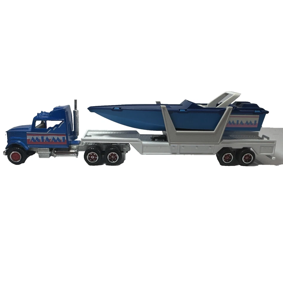 Remolque tractor Majorette Miami Vice años 80 semi bote transportador fundido a presión de colección Foto 1 de 4
