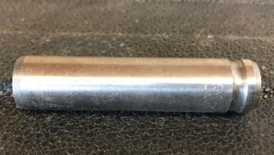 Guía de válvulas Elco (10) - 616-053-03-29 - para Mercedes-Benz 240D, 300SD y más Foto 1 de 4