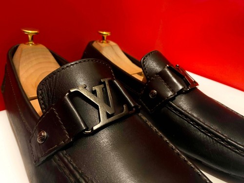 LOUIS VUITTON（LV） $989 00!! MOCASSINI LOUIS VUITTON UOMO NERI SCARPE DI LUSSO MARCATI U.K TAGLIA 9 5